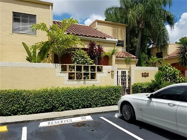 1st image of 20940 Bay Ct APT 333