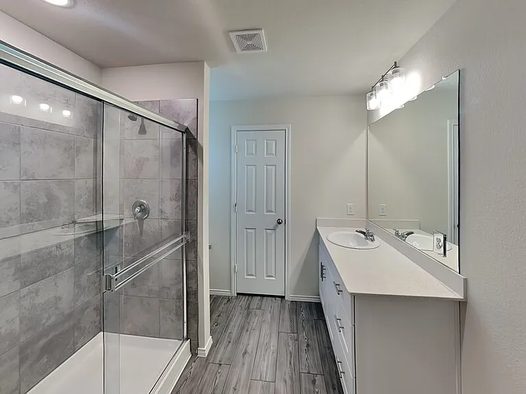 16009 Rein Ave — Photo 7