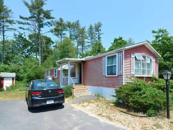 3 Roosevelt Rdg, Carver, MA 02330