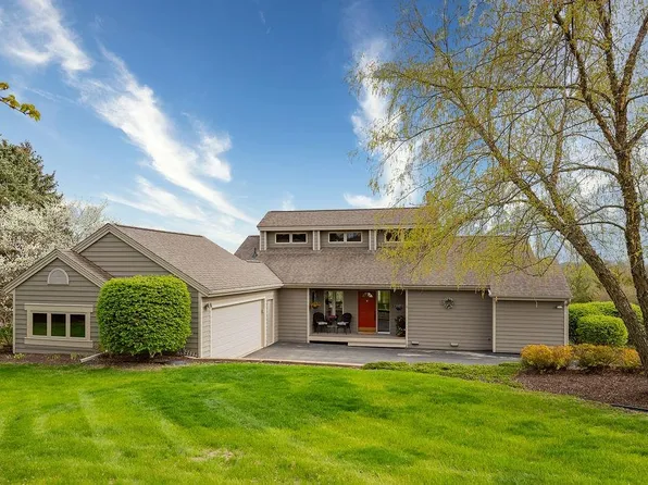 21 & 23 Cedar Rim Trl, Galena, IL 61036