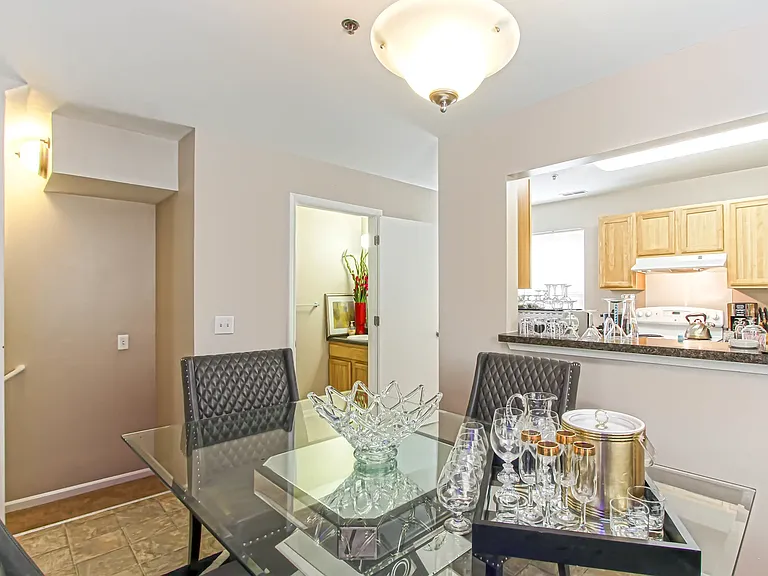 Palmer Court Townhomes — Photo 20