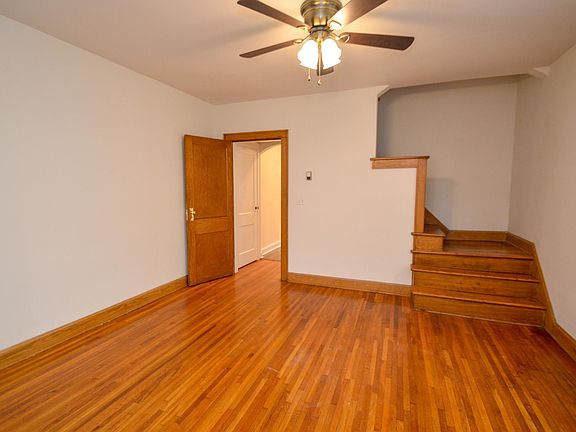 4th image of 3026 Indianola Ave
