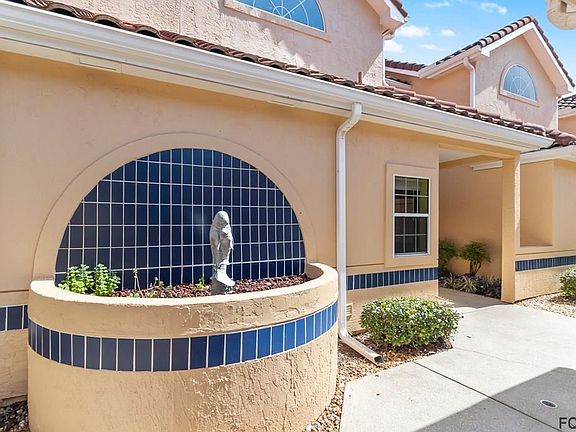 3rd image of 22 Marina Point Pl