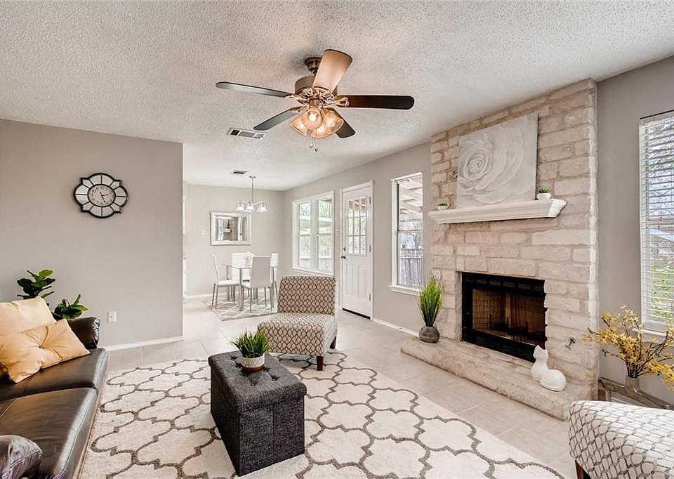 1st image of 1213 Garden Path Dr
