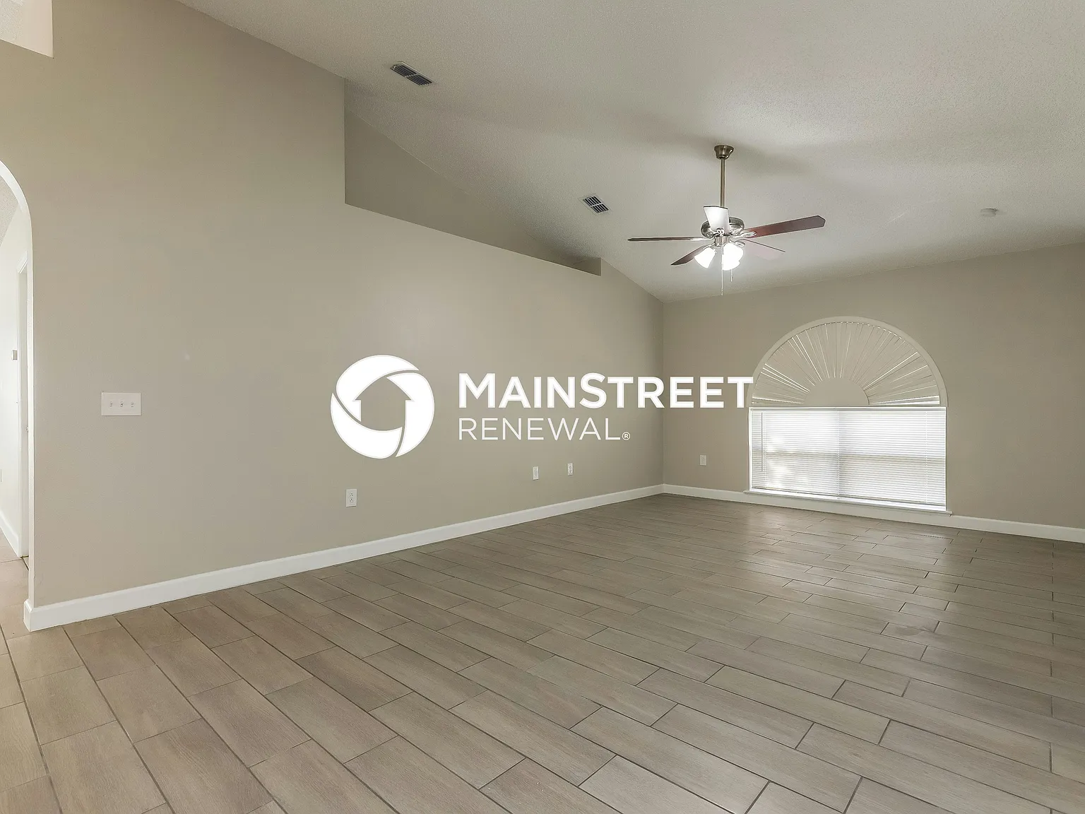 3850 Sleepy Hill Oaks Loop — Photo 3