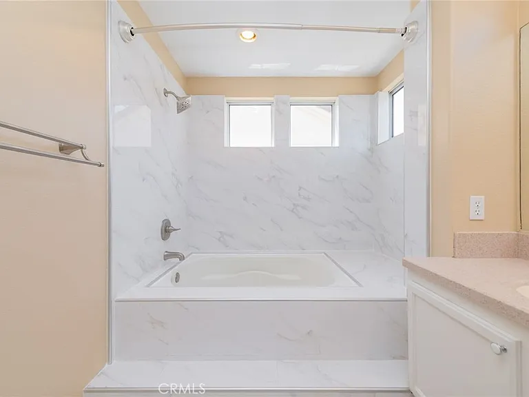 1511 Kinsler Ct — Photo 27