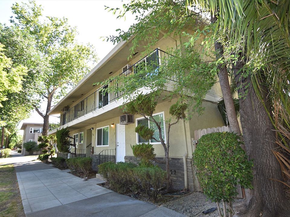 1st image of 1530 22nd St #4