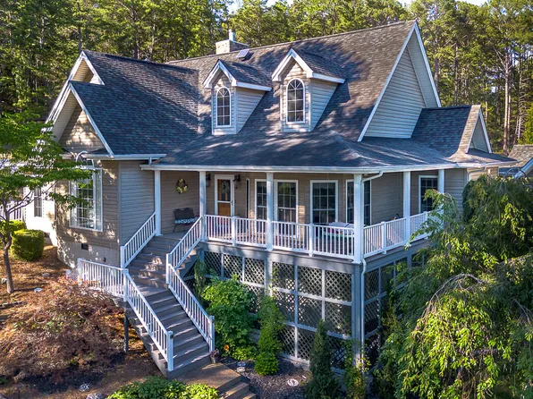 30 Sandstone Ln, Glasgow, VA 24555