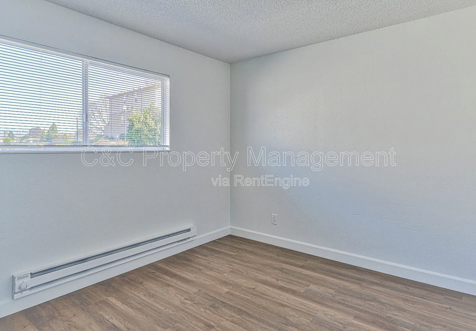 1 bed, 1.0 bath, 450 sqft, $1,995 — Photo 3