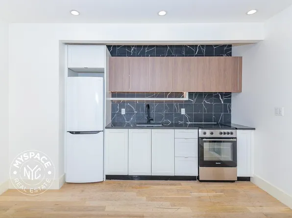 830 Saint John's Place image 1 of 7