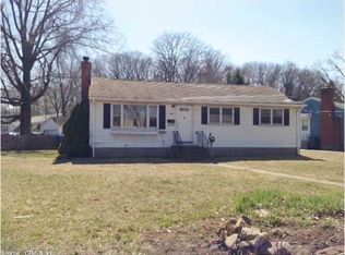 66 William St, Manchester, CT 06042