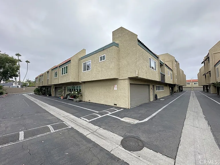 938 Palo Verde Ave — Photo 41