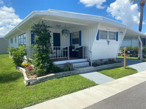 34122 Oak Dr N, Pinellas Park, FL 33781