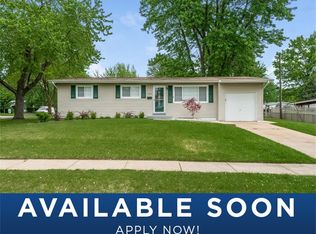 1360 Night Dr, Florissant, MO