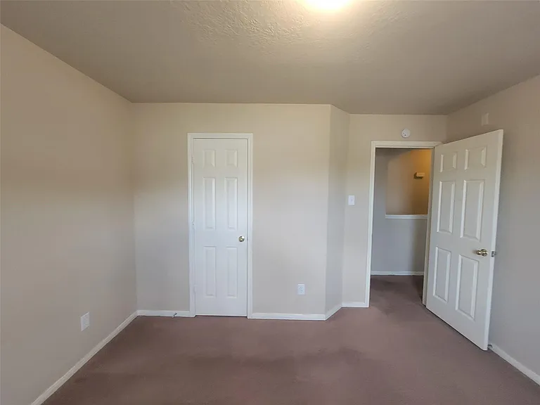 3110 Clover Ranch Cir — Photo 27