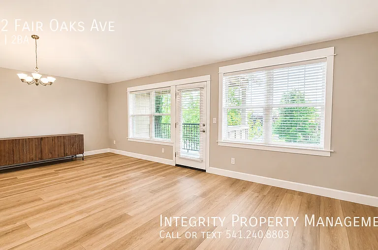 562 Fair Oaks Ave — Photo 13