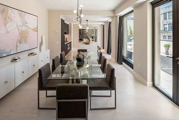 Sold by Nest Seekers International | media 4