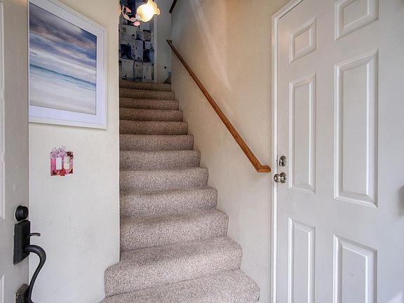 4th image of 7310 Cronin Cir
