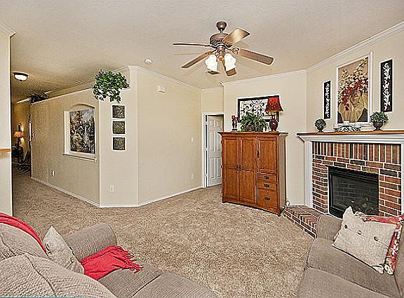 4th image of 10502 Woodlands Trl