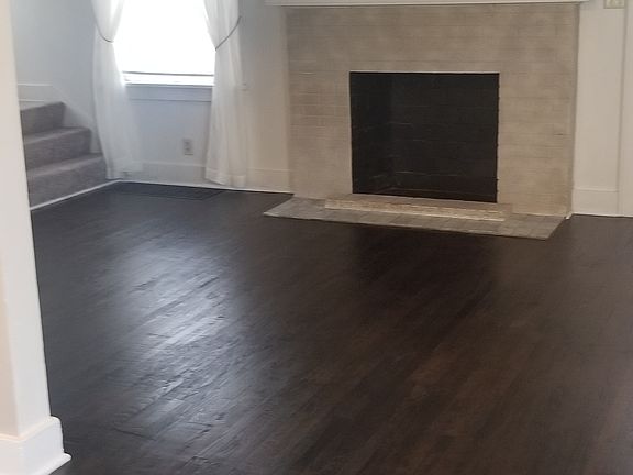 5th image of 1911 Winton St