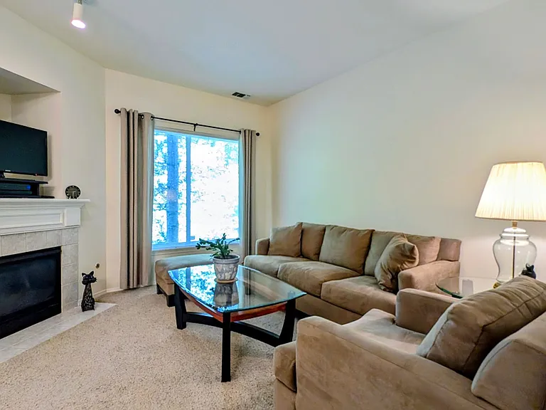 12118 NE 171st Pl #E203 — Photo 3