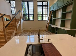 12608 Madison Ave #107, Lakewood, OH 44107