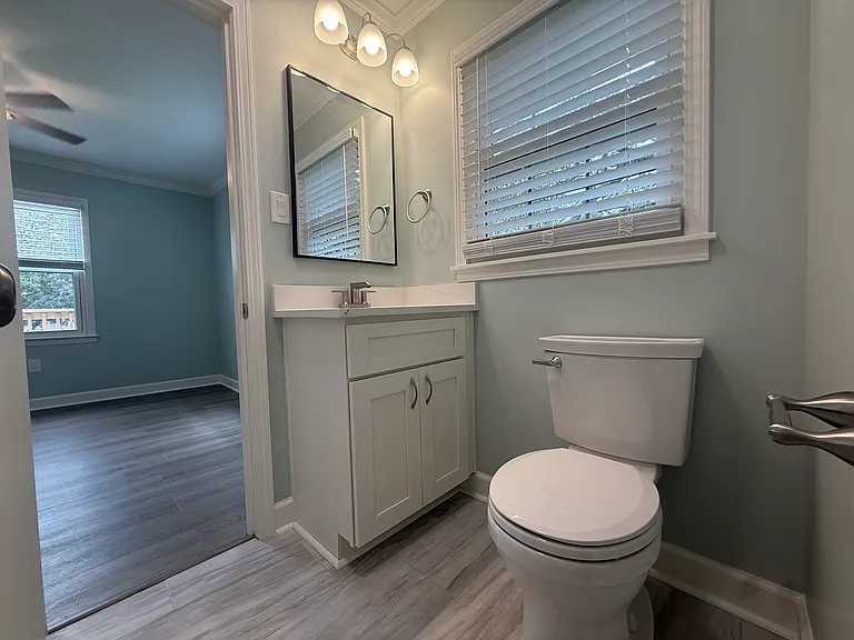 120 N Pinewood Dr #2 — Photo 7