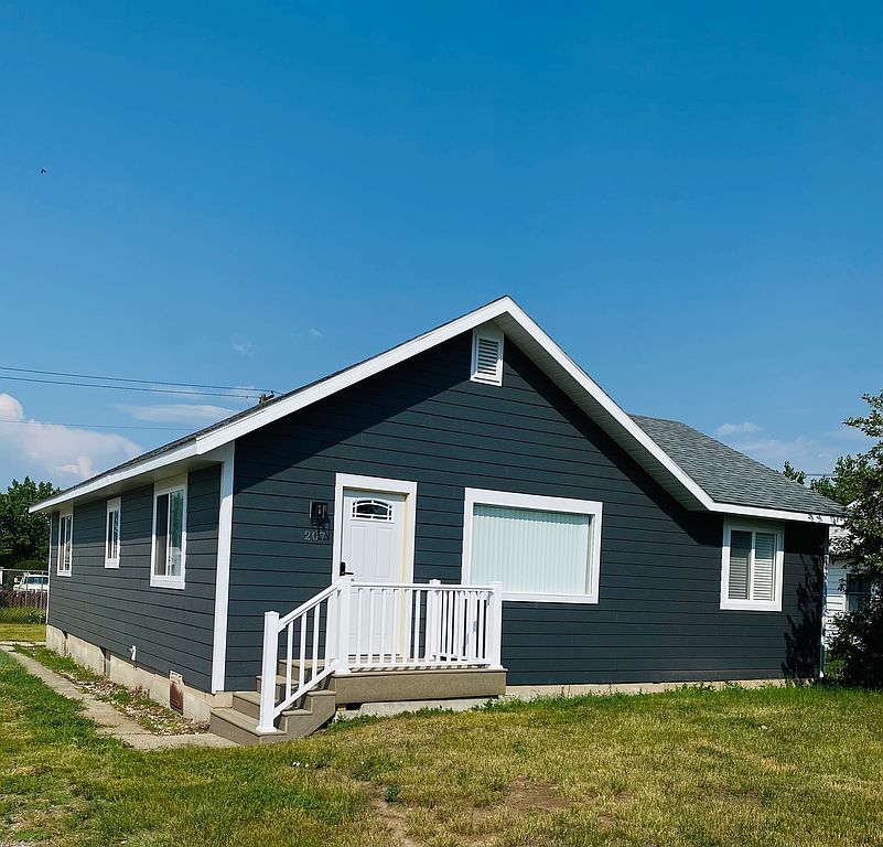 207 Mill St - Property Image