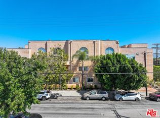 5604 Rhodes Ave APT 306, Valley Village, CA 91607