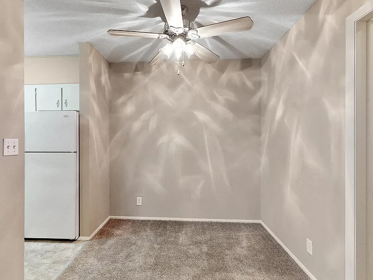Westwood Apartments — Photo 23