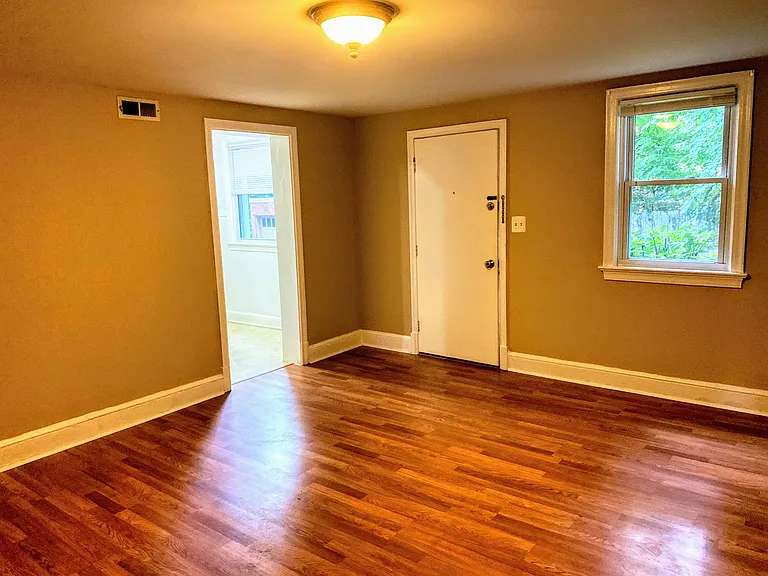 8417 Flower Ave — Photo 4