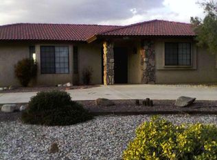 16290 Muni Rd, Apple Valley, CA 92307