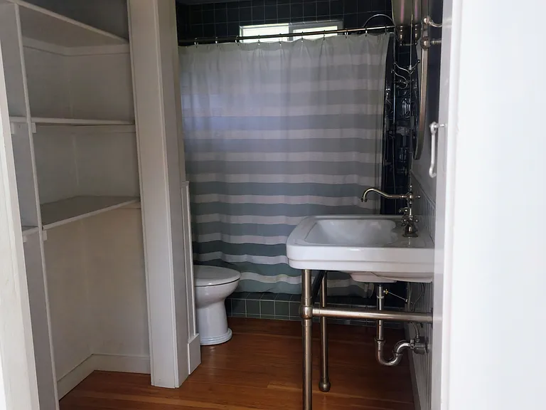 19 Park Ave — Photo 11