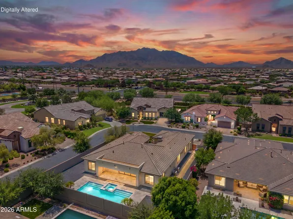 2538 E RAVENSWOOD Drive, Gilbert, AZ 85298