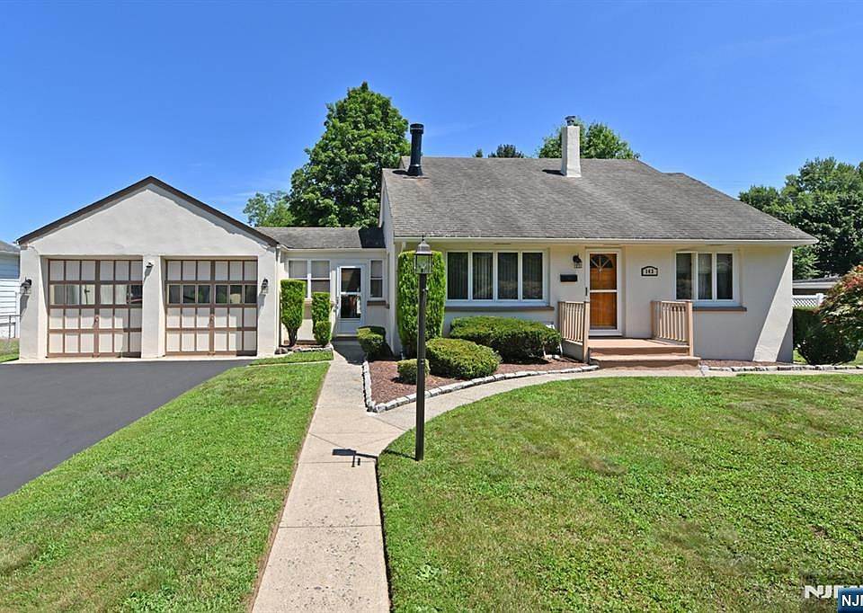 1st image of 143 Greenwood Ave