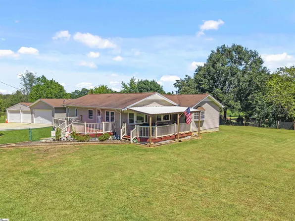 566 Joe Black Rd, Pelzer, SC 29669