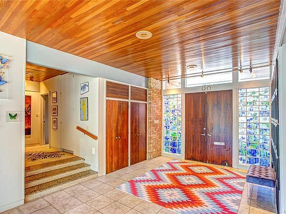 3rd image of 2511 Wildwood Dr