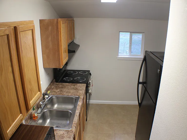 9221 Lambright Rd — Photo 6