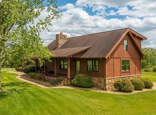 321 Nursery Rd, Dandridge, TN 37725