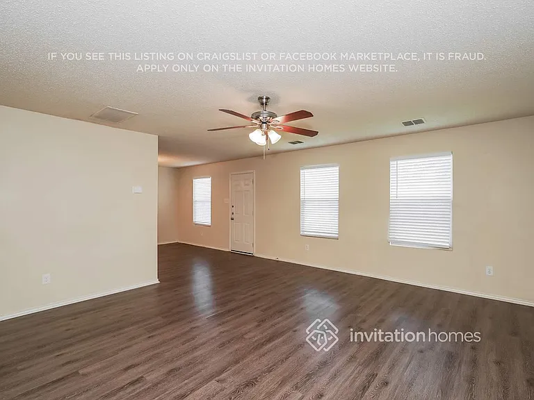 4920 Waterford Dr — Photo 6