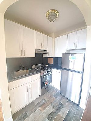 1st image of 330 E 19th St #72