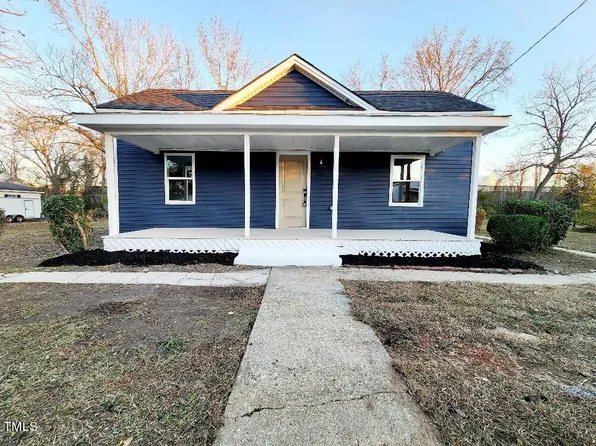 806 N King Ave, Dunn, NC 28334