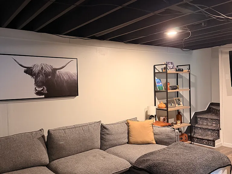 1024 Saint Clair Ave — Photo 14
