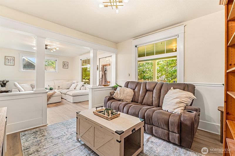 5th image of 2309 McDougall Avenue