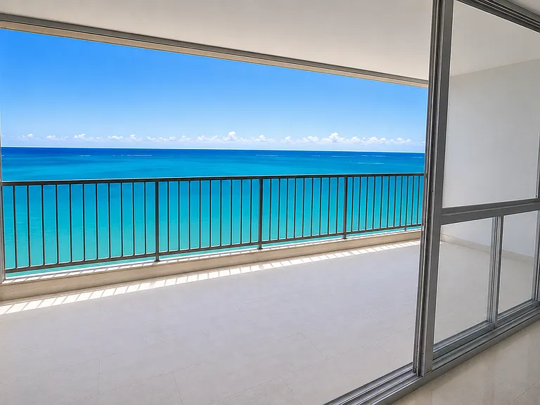 4745 Avenida Isla Verde Villas Del Mar Est #H — Photo 2