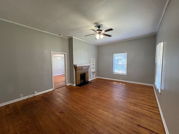 5th image of 32 Allen St