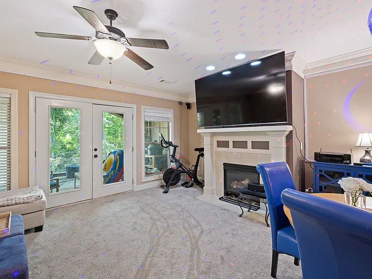 102 Mallard Dr #1A — Photo 53