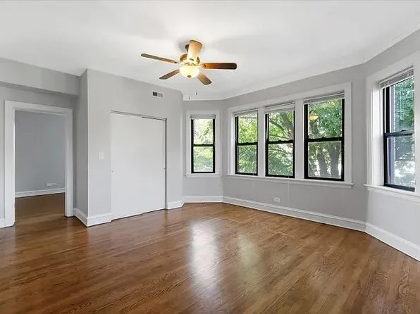 2119 N Campbell Ave APT 3F, Chicago, IL 60647