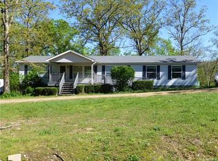 23606 Highway C, Belle, MO 65013