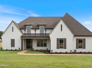 4364 Brooke Dr, Nesbit, MS 38651